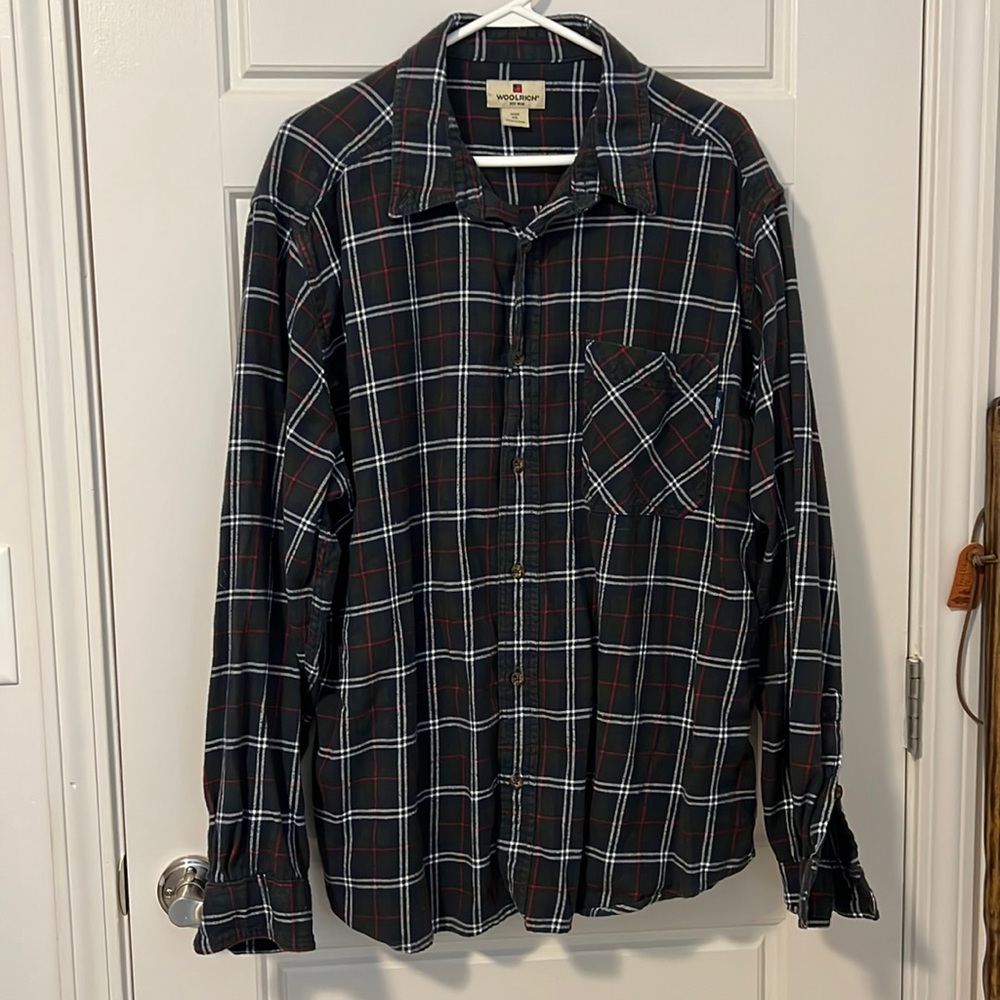 Men’s flannel shirt